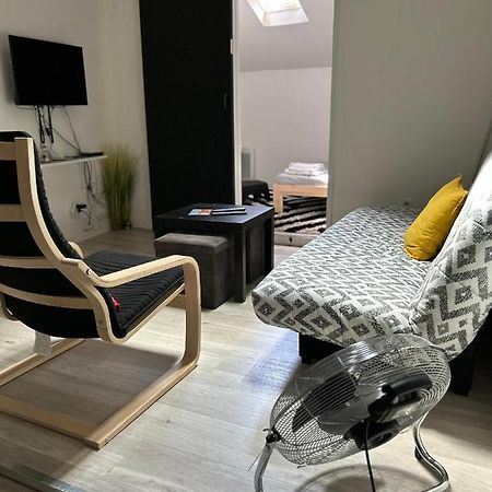 Petit Appartement T2 A 5 Min De La Gare Bordeaux Exterior photo